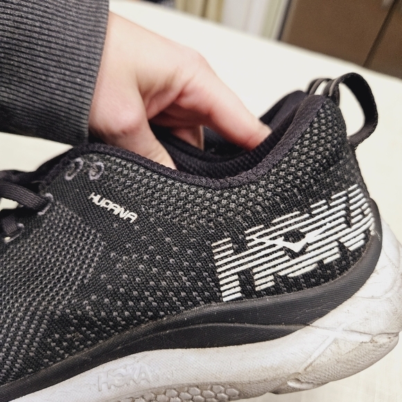 Hoka One One Hupana Black and White In Used worn Condition no insoles sz 10 - Picture 14 of 16